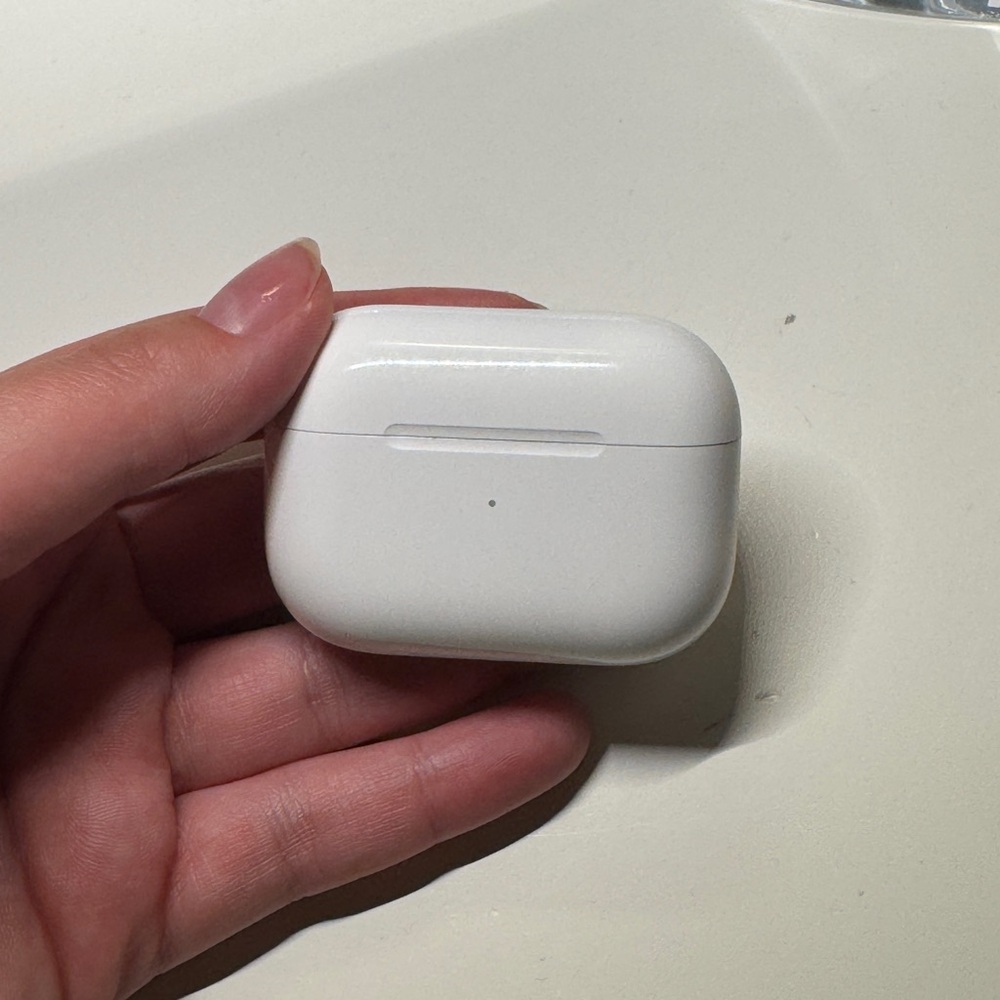 Apple AirPods Pro 1st Gen